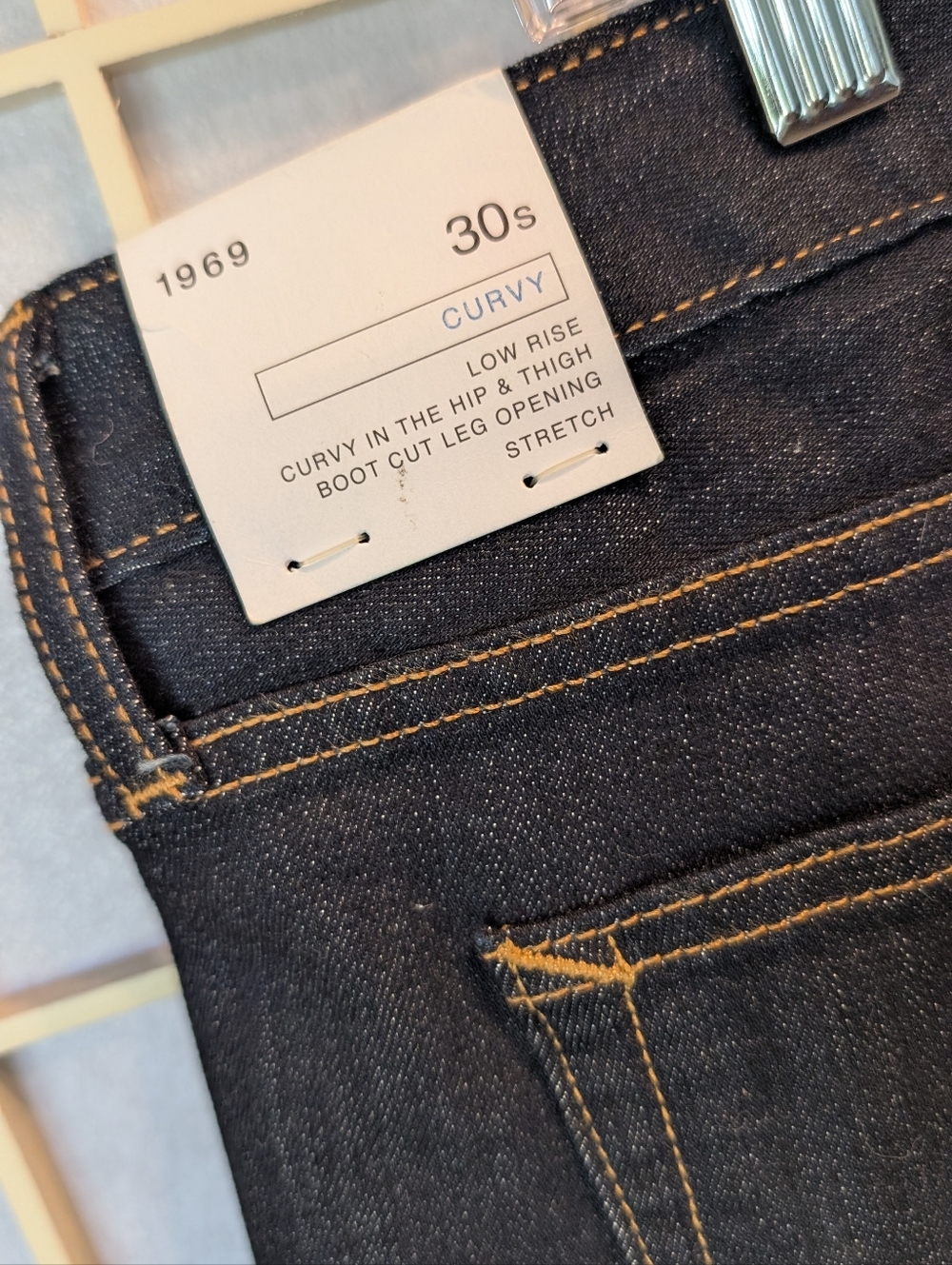 Curvy Boot cut Low Rise Stretch Gap Jeans